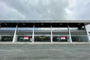 Sala Comercial Com Mezanino Para Locação 